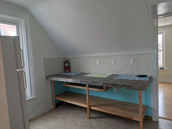 75 Charles ST #1, Oshawa, ON L1H 4X8