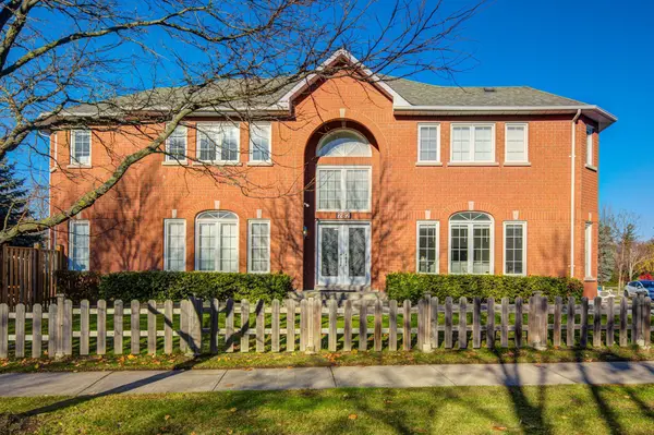 282 Manhattan DR, Markham, ON L3P 6V4