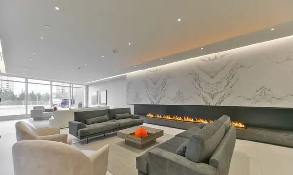 30 Upper Mall WAY #1902A, Vaughan, ON L4J 0L7