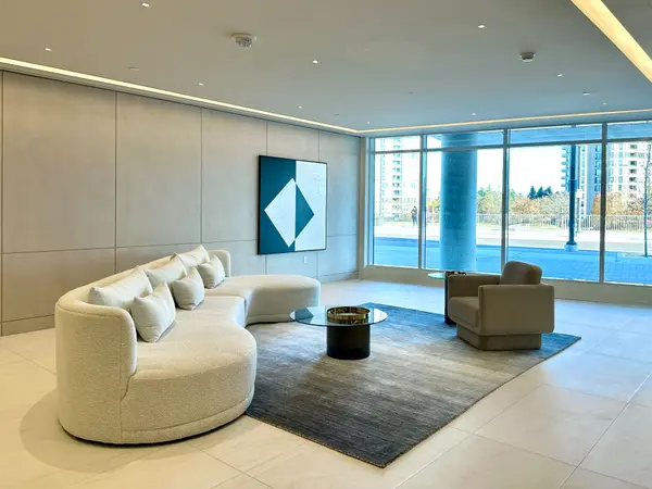 30 Upper Mall WAY #1902A, Vaughan, ON L4J 0L7