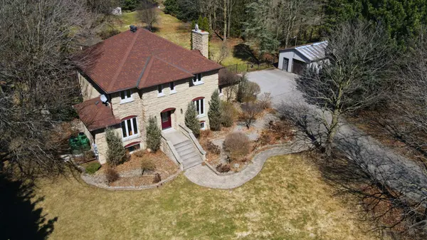 1998 Green LN E, East Gwillimbury, ON L9N 0M1