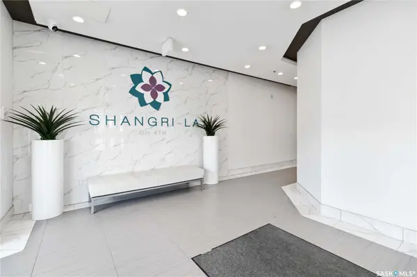 550 4th AVENUE N #801, Saskatoon, SK S7K 2M7