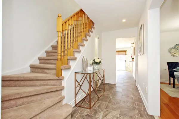 125 Bighorn CRES, Brampton, ON L6R 1G2