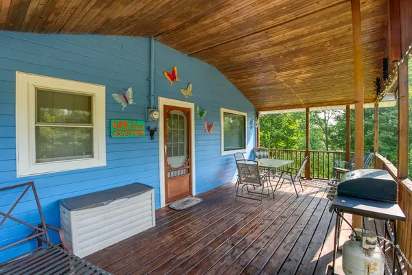 1036 Rossland LN, Frontenac, ON K0H 1B0