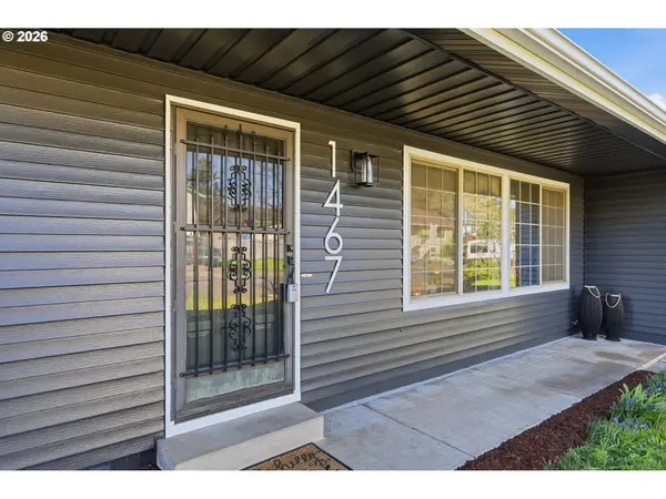 1467 S 7th AVE, Cottage Grove, OR 97424