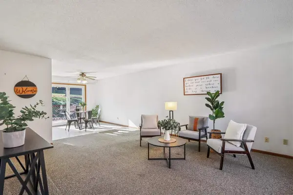 203 Tracy Lane, Williamsburg, IA 52361