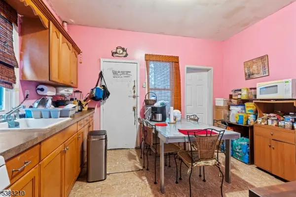 106 Madison St, Paterson City, NJ 07501