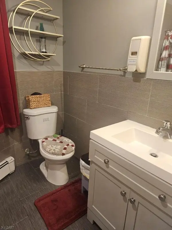 140 N 5Th St, Paterson City, NJ 07522