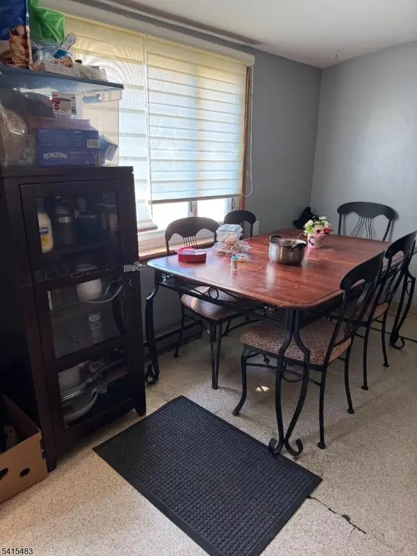 149 W 2Nd St, Clifton City, NJ 07011