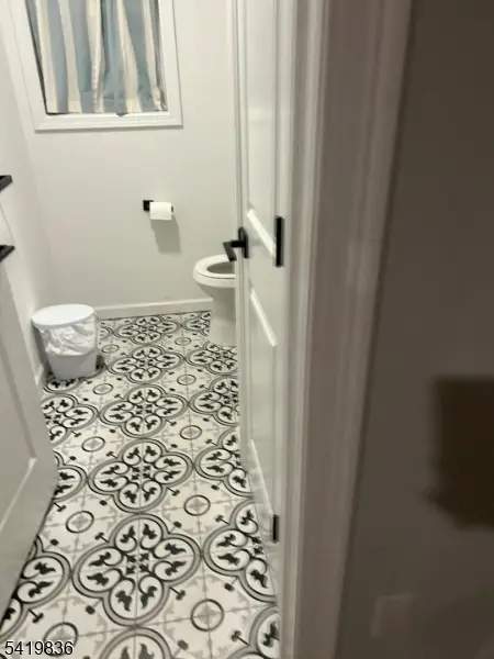 15 Rector Ave, Woodbridge Twp., NJ 07095