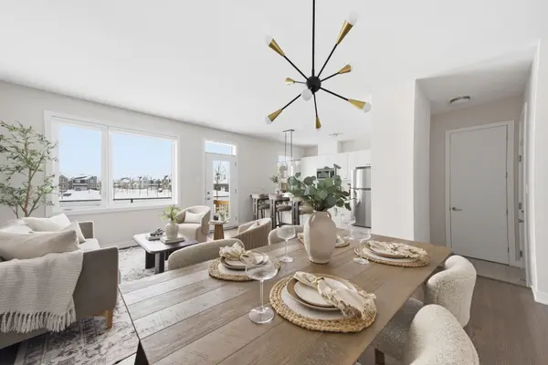 302 Canadensis LN, Barrhaven, ON K2J 6X8