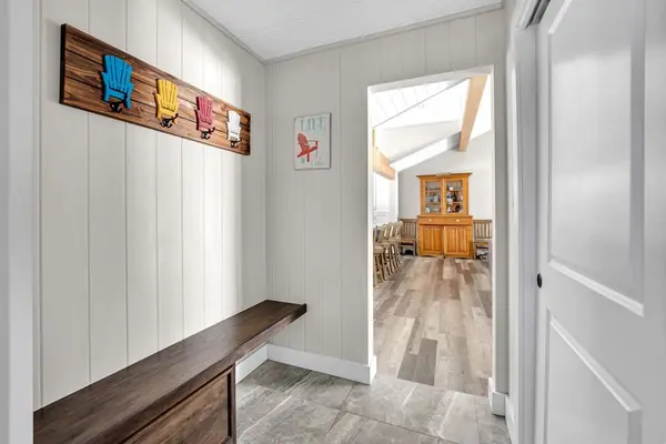 1050 Fair-Lee Park RD, Muskoka Lakes, ON P0B 1G0