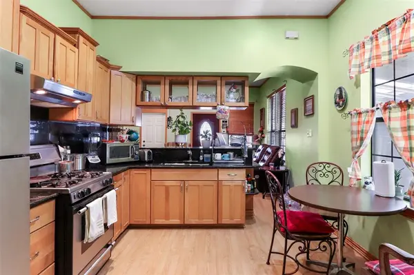 524 W 7th Street, Dallas, TX 75208