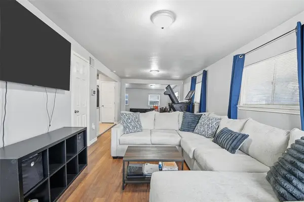 1818 Reever Street, Arlington, TX 76010