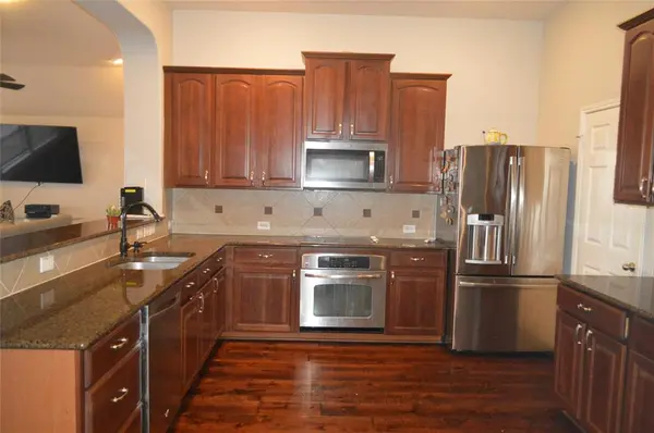 3965 Hunter Peak Road, Fort Worth, TX 76262