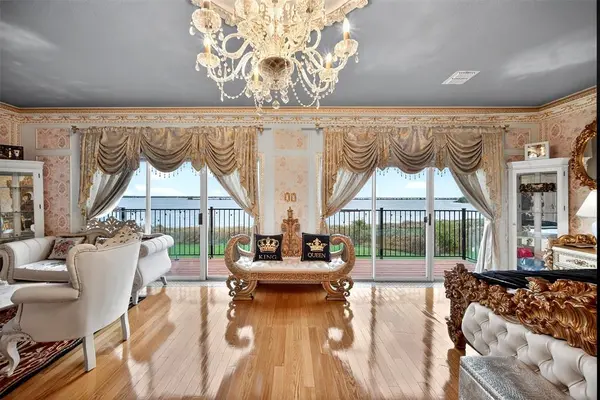 5218 Lake Terrace Court, Garland, TX 75043