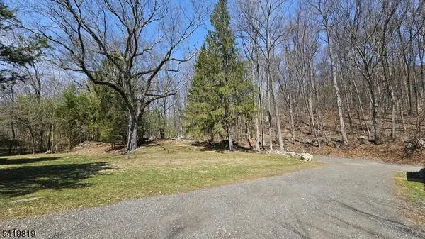 534 Hamburg Tpke, West Milford Twp., NJ 07480