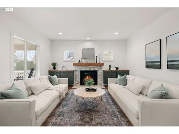 718 W 19TH ST, Vancouver, WA 98660