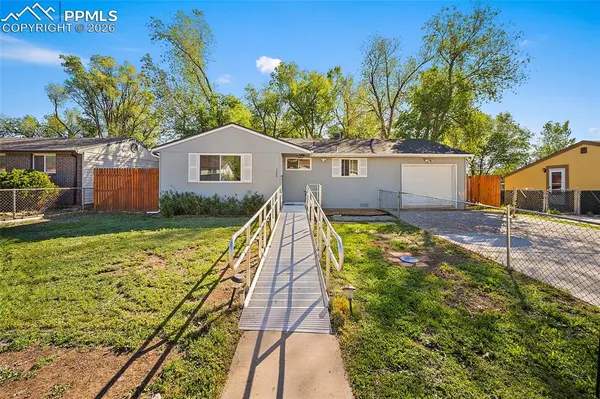 1203 Burnham ST, Colorado Springs, CO 80906