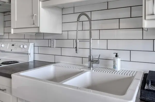 94 Glendale WAY, Cochrane, AB T4C 1H8