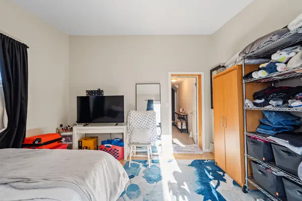 376 Fairlawn ST, Oshawa, ON L1J 4R3