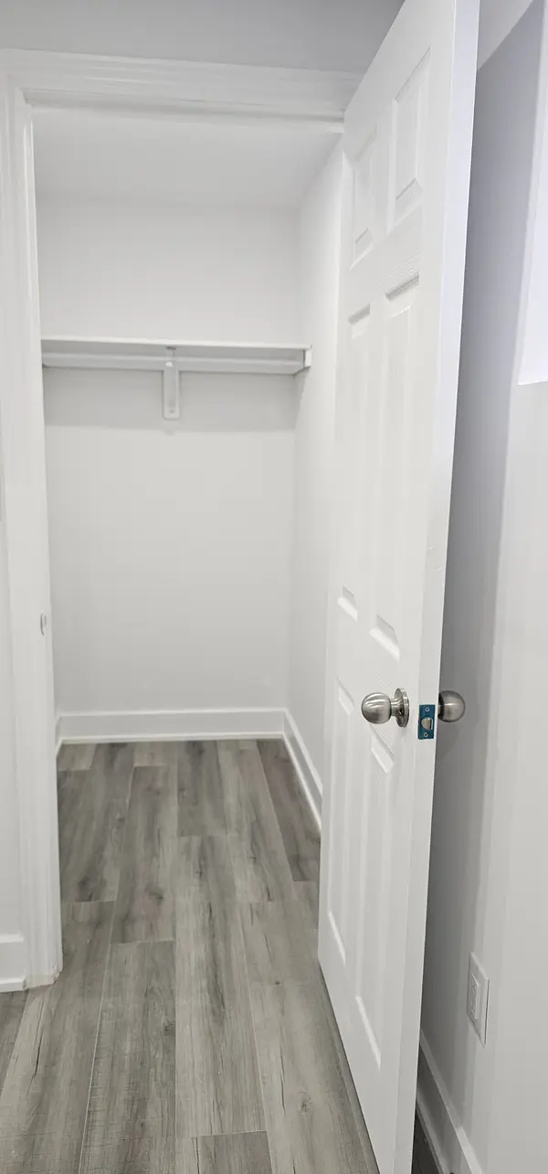 1296 Ellenton CRES #BASEMENT A, Milton, ON L9T 6V3