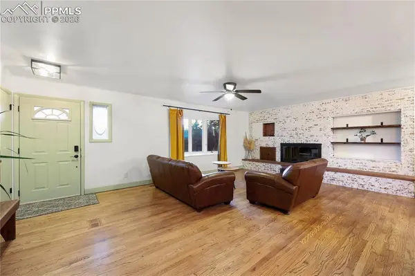 1662 Turner RD, Colorado Springs, CO 80920