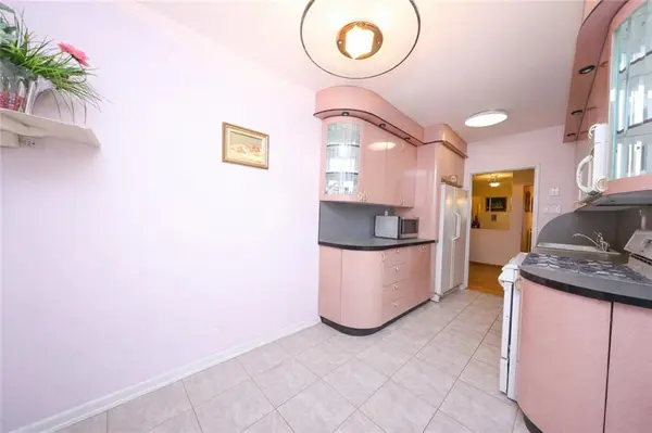 702 Kathleen PL #6E, Brooklyn, NY 11235