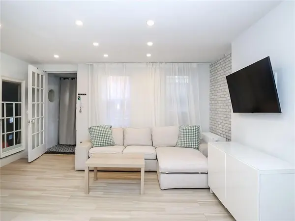 124 Hall ST, Brooklyn, NY 11205