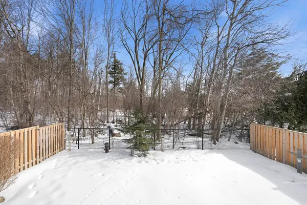 18 Webster WAY, Halton Hills, ON L7G 5J7