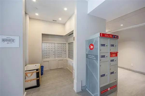 4040 Upper Middle RD #106, Burlington, ON L7M 0H2