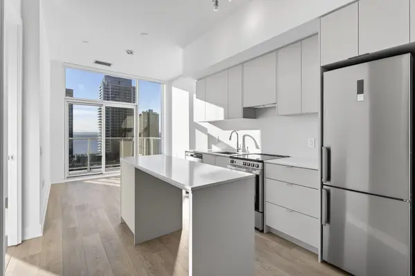 2088 James ST #1307, Burlington, ON L7R 0H2