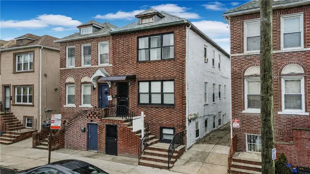 40 Southgate CT, Brooklyn, NY 11223