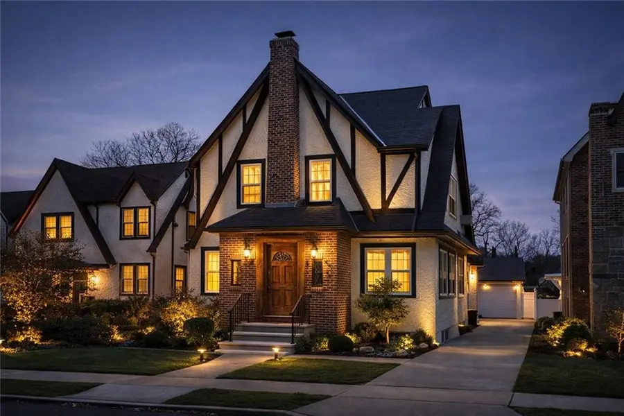 8515 Wareham PL, Jamaica Estates, NY 11432