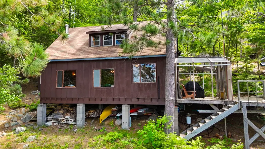 278 Weslemkoon Lake WAO N/A, Addington Highlands, ON K0L 1W0