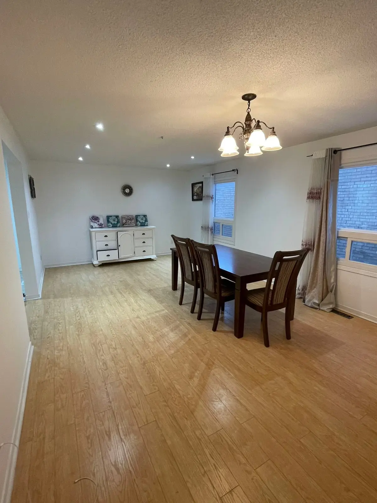 32 Tamara DR, Richmond Hill, ON L4S 1E4