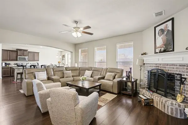 7521 Star Gazer Lane, Forest Hill, TX 76140