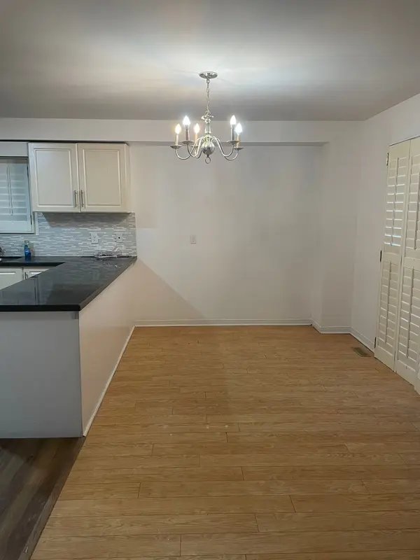 32 Tamara DR, Richmond Hill, ON L4S 1E4