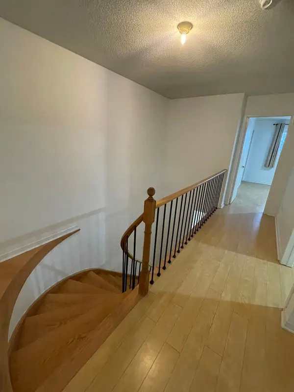 32 Tamara DR, Richmond Hill, ON L4S 1E4