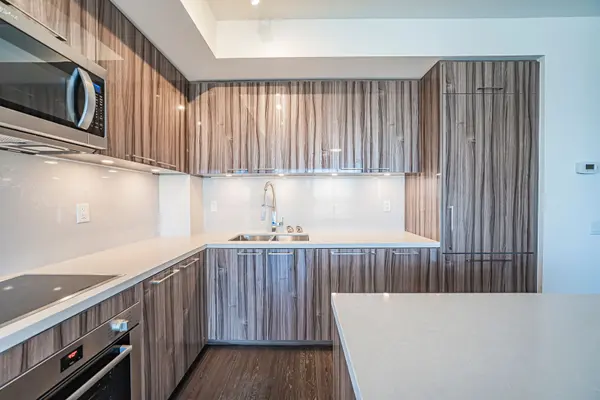 1 Grandview AVE #2303, Markham, ON L3T 0G7