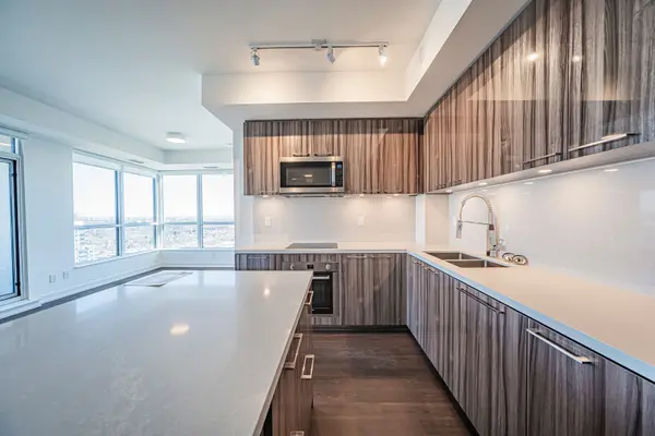 1 Grandview AVE #2303, Markham, ON L3T 0G7