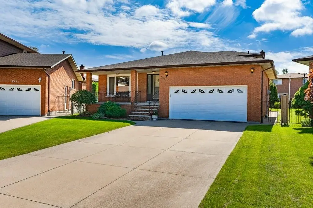 353 Darlington CT #Lower & Main, Hamilton, ON L9C 6Z2