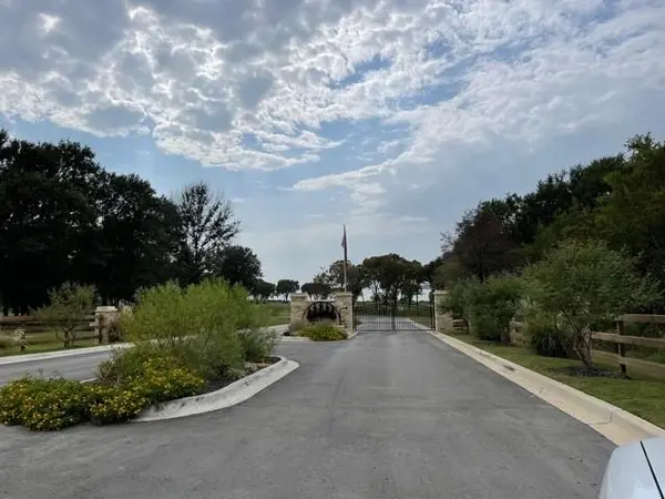 710 Clubview Drive, Kemp, TX 75143