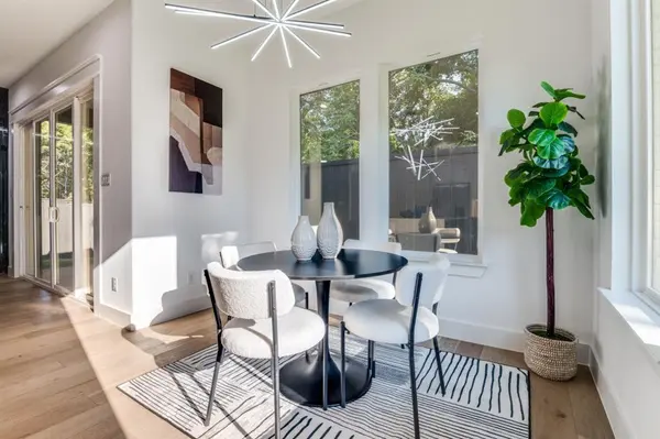 1700 Carriage Creek Drive, Desoto, TX 75115