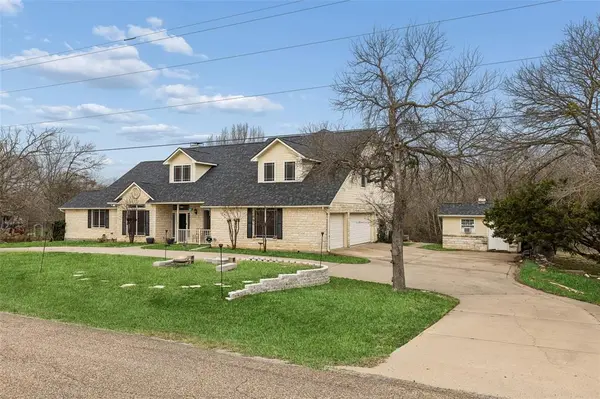 3558 S Nolan River Road, Cleburne, TX 76033