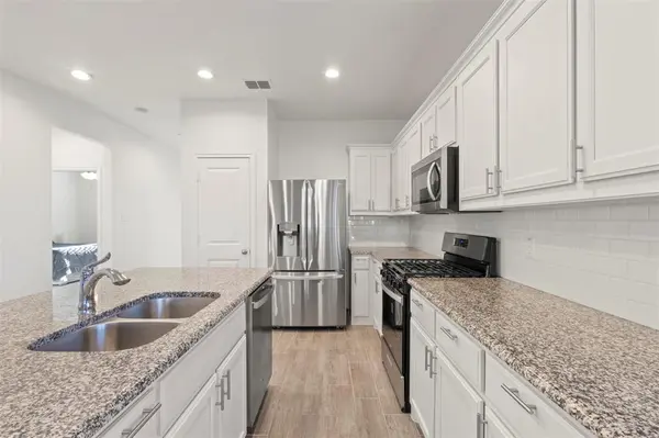 1901 Kit Fox Run, Mesquite, TX 75181