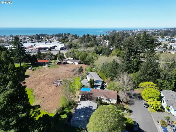 98190 GAVIN LN, Brookings, OR 97415