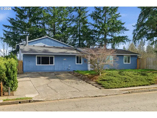 17840 WOLF DR, Sandy, OR 97055