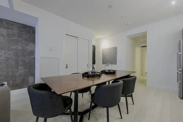 224 King ST W #501, Toronto C01, ON M5V 1H8