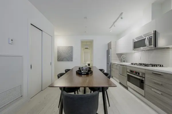 224 King ST W #501, Toronto C01, ON M5V 1H8